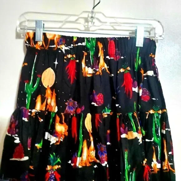 Ruffles Vintage Wolf Pack Print Womens Long Skirt S/M - Picture 2 of 9